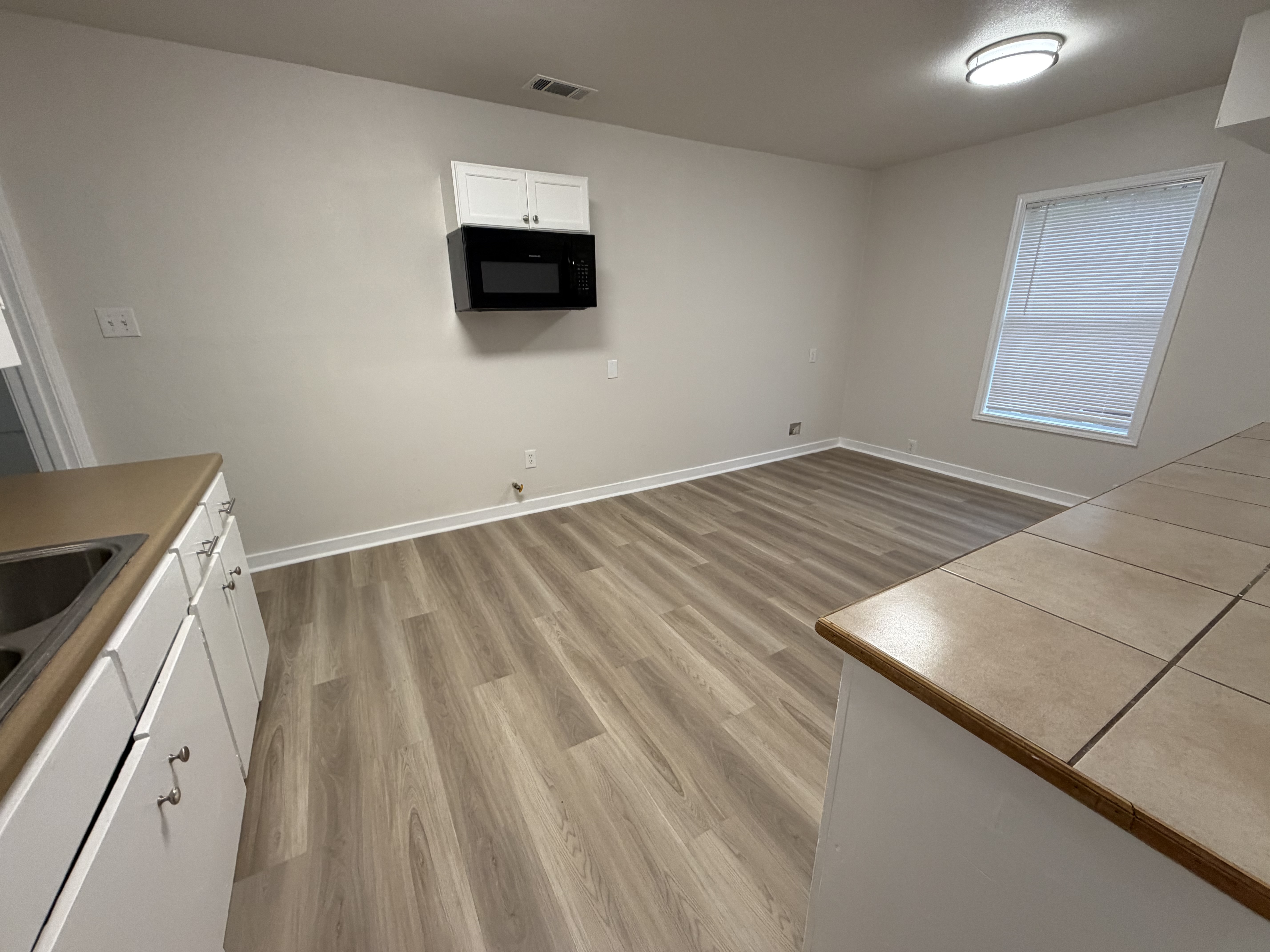 Kitchen area