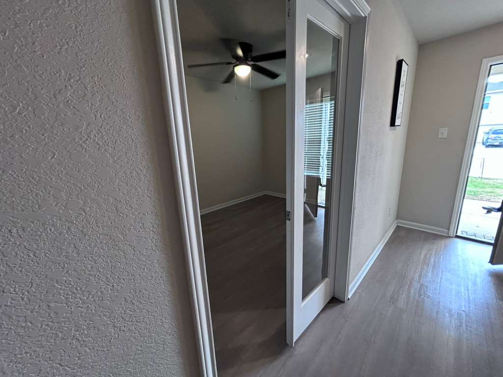 Entrance and interior space